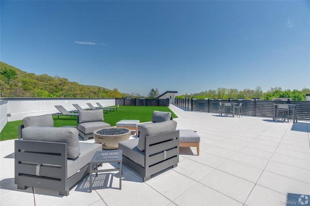15 Washington Avenue 304, Suffern, NY 10901