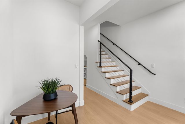 6911 & 6913 Mohawk Drive, Dallas, TX 75235