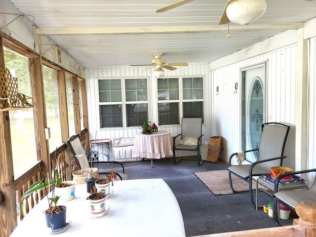 49 Poplar Landing Lane, Elloree, SC 29047