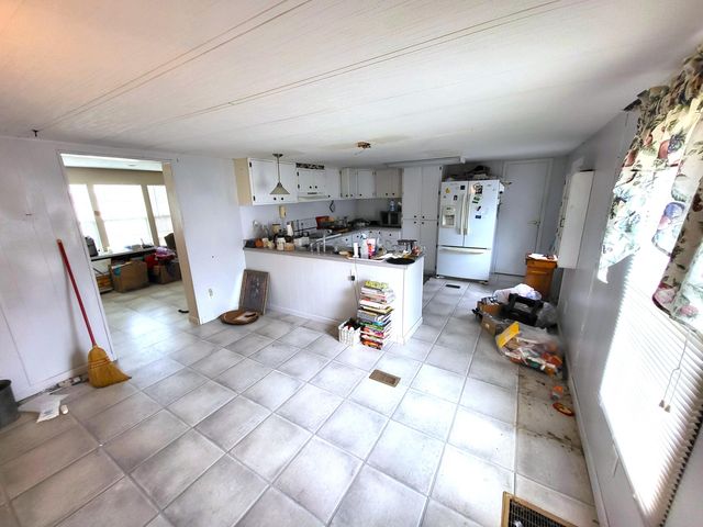 49 Poplar Landing Lane, Elloree, SC 29047