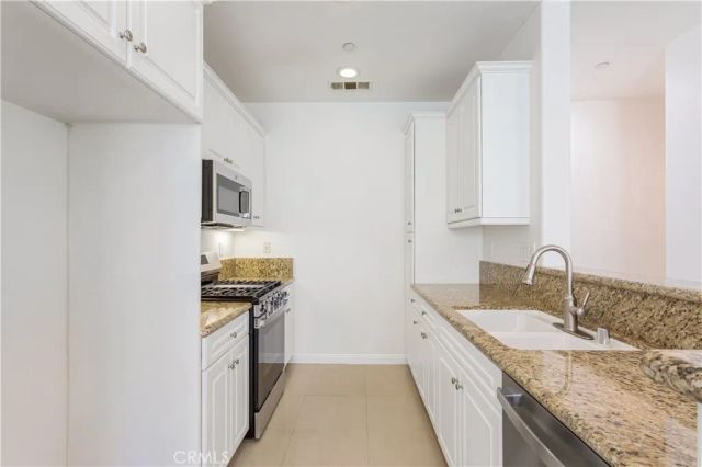 12452 Palacio Lane, Eastvale, CA 91752