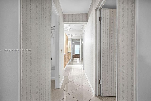 4020 N Hills Dr 2, Hollywood, FL 33021