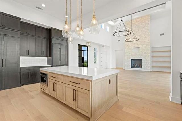 101 Meadow Beauty, Horseshoe Bay, TX 78657