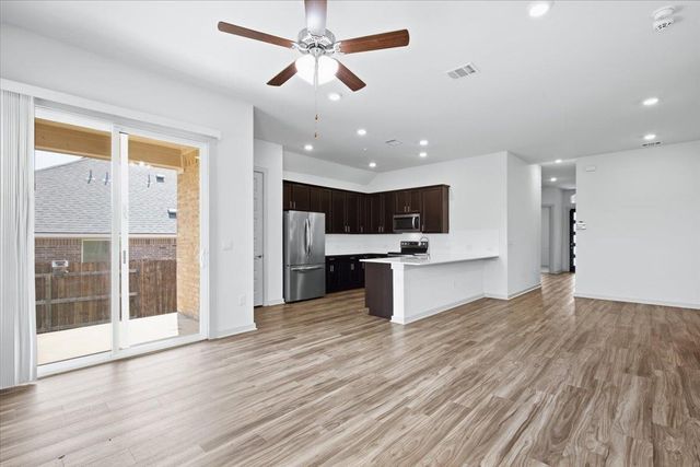 517 Peace Pipe WAY, Georgetown, TX 78628