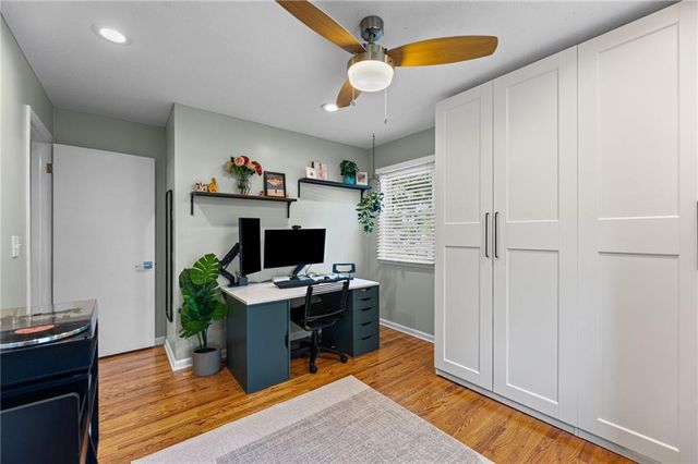 9520 Carter Drive, Overland Park, KS 66212