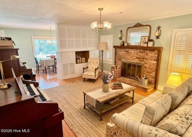 7886 Nc 222, Fountain, NC 27829