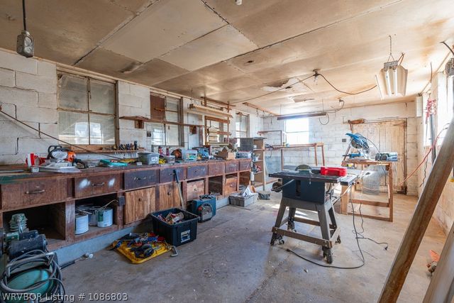 4871 Kibler Road, Van Buren, AR 72956