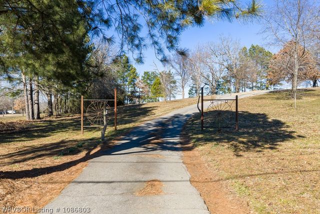 4871 Kibler Road, Van Buren, AR 72956