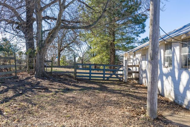4871 Kibler Road, Van Buren, AR 72956