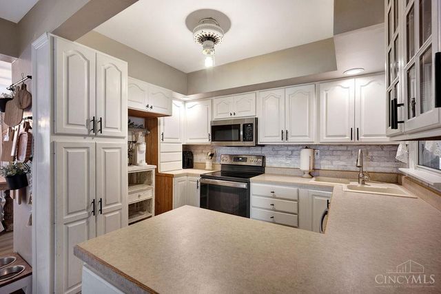 6917 Kleindale Avenue, North College Hill, OH 45231