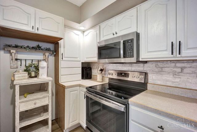 6917 Kleindale Avenue, North College Hill, OH 45231