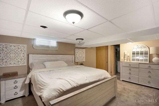 6917 Kleindale Avenue, North College Hill, OH 45231