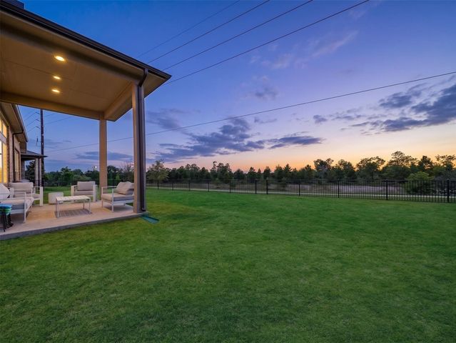 5802 Emerald Ranch Lane, Fulshear, TX 77441