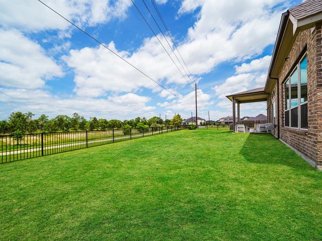 5802 Emerald Ranch Lane, Fulshear, TX 77441