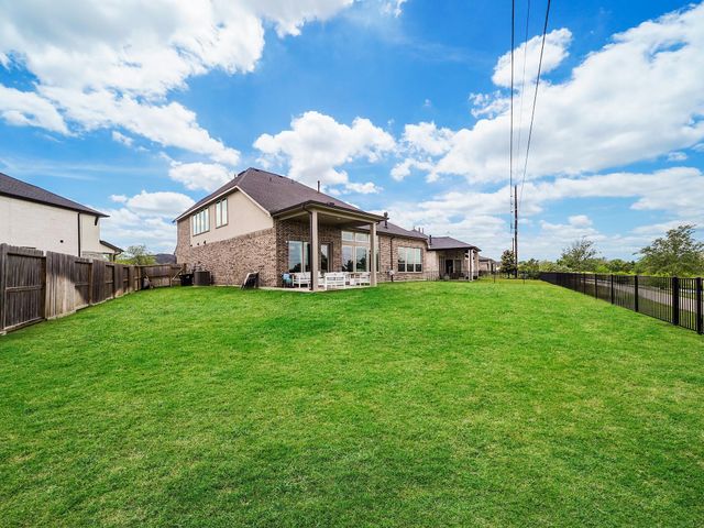 5802 Emerald Ranch Lane, Fulshear, TX 77441
