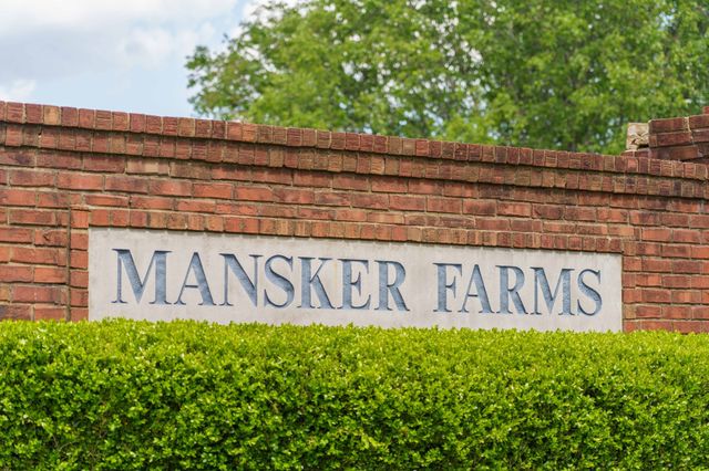 138 Grove Ln, S, Hendersonville, TN 37075