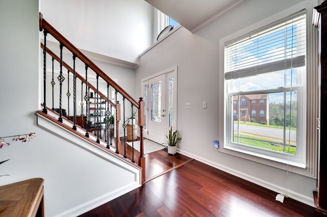 138 Grove Ln, S, Hendersonville, TN 37075
