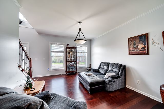 138 Grove Ln, S, Hendersonville, TN 37075