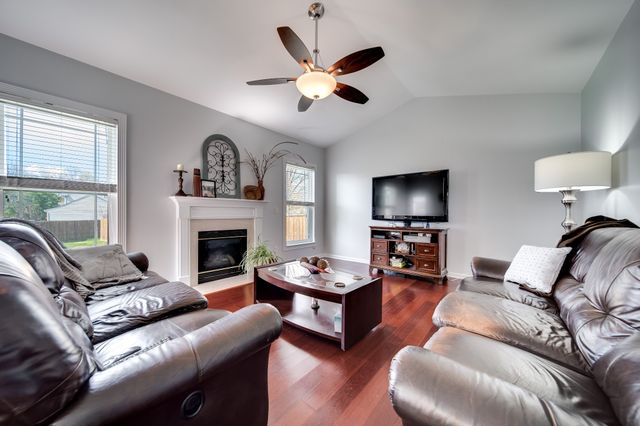 138 Grove Ln, S, Hendersonville, TN 37075