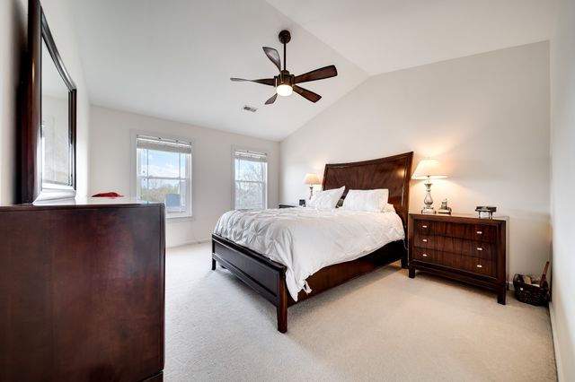 138 Grove Ln, S, Hendersonville, TN 37075