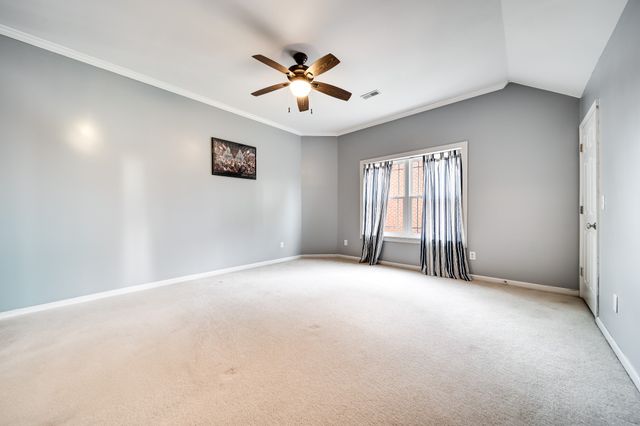 138 Grove Ln, S, Hendersonville, TN 37075