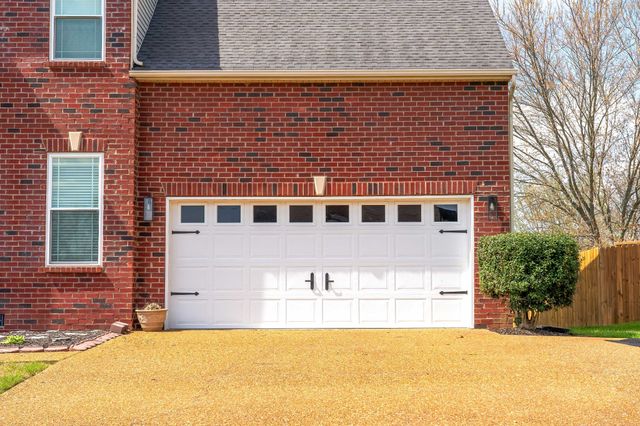 138 Grove Ln, S, Hendersonville, TN 37075