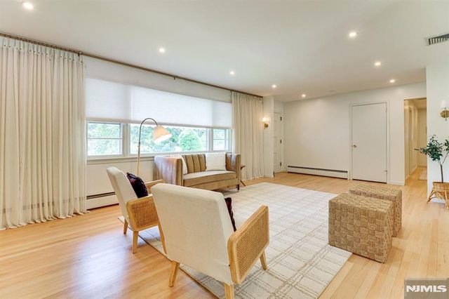 213 Haroldson, Pompton Lakes, NJ 07442