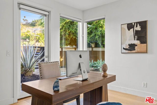 3731 Toland Way, Los Angeles, CA 90065