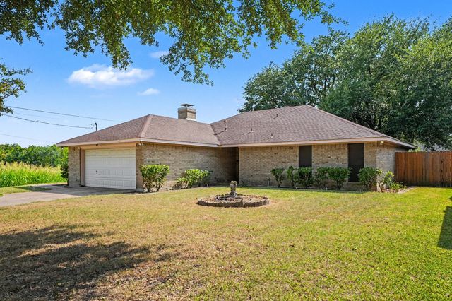 407 Lumpkin Drive, Ennis, TX 75119