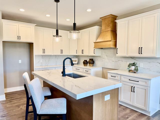 5483 Championship Drive, Fenton Twp, MI 48451