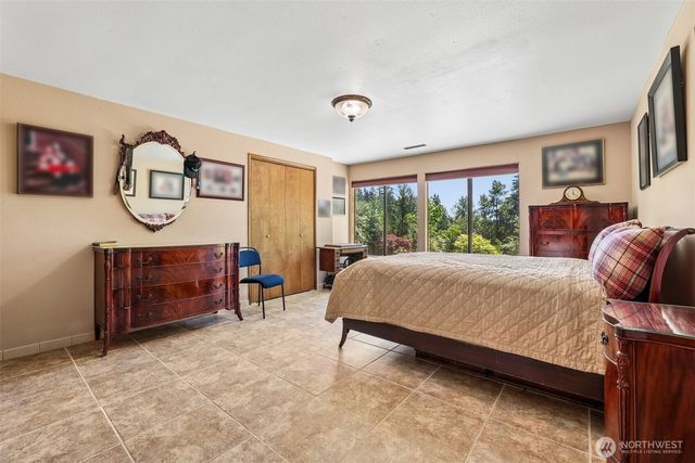 26414 SE 172nd Street, Issaquah, WA 98027