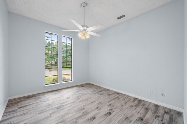 1015 Lansdale Drive, Duncanville, TX 75116