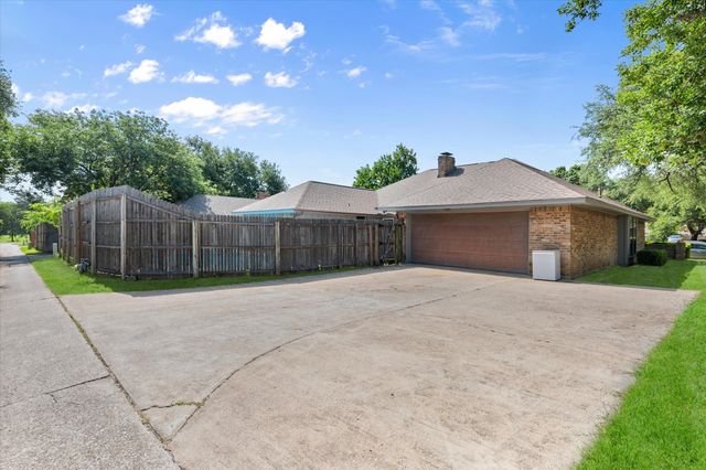 1015 Lansdale Drive, Duncanville, TX 75116