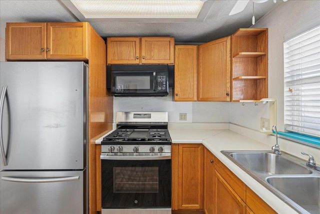3128 Crescent Avenue, Marina, CA 93933