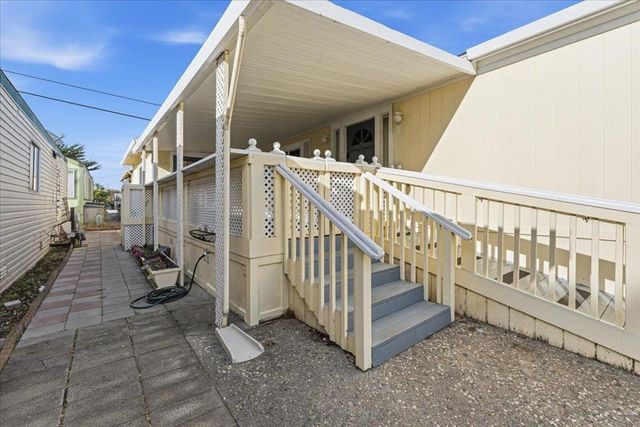 3128 Crescent Avenue, Marina, CA 93933