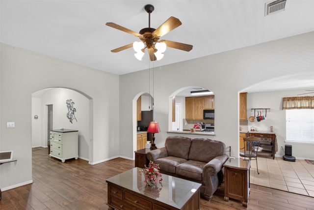 3614 Mahogany Trail, Pearland, TX 77584