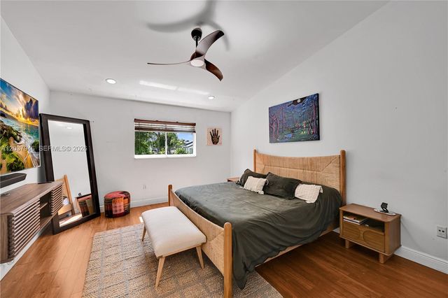 21150 NE 3rd Avenue, Miami, FL 33179