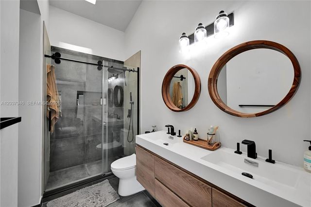21150 NE 3rd Avenue, Miami, FL 33179