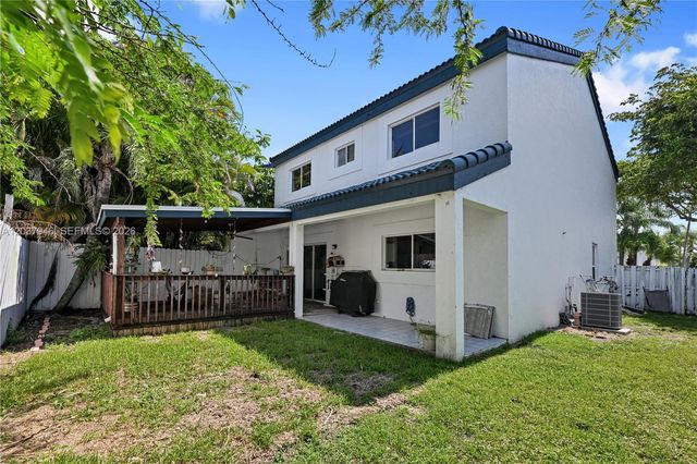 21150 NE 3rd Avenue, Miami, FL 33179