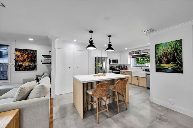 21150 NE 3rd Avenue, Miami, FL 33179