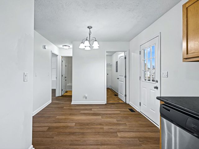 2688 Pine Ridge Dr, Nashville, TN 37207