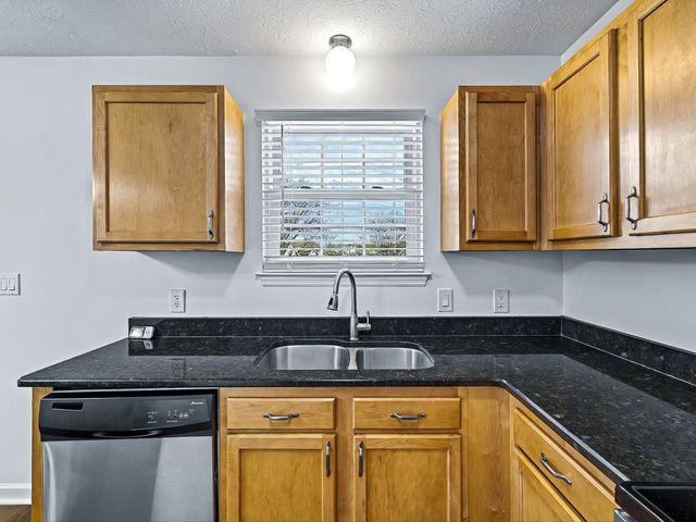 2688 Pine Ridge Dr, Nashville, TN 37207