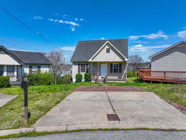 2688 Pine Ridge Dr, Nashville, TN 37207