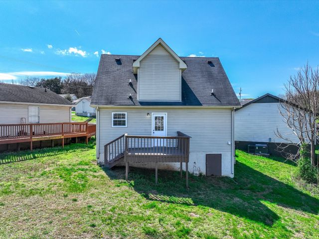 2688 Pine Ridge Dr, Nashville, TN 37207