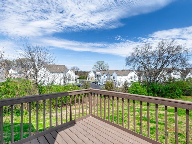 2688 Pine Ridge Dr, Nashville, TN 37207