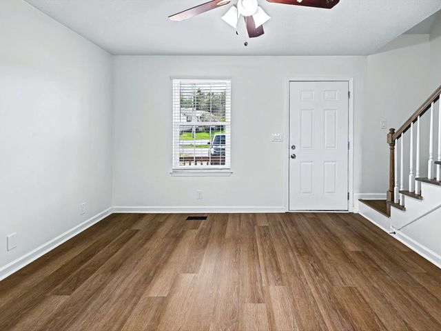 2688 Pine Ridge Dr, Nashville, TN 37207