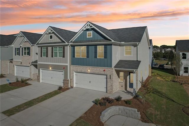 397 Lanier Circle, Woodstock, GA 30189
