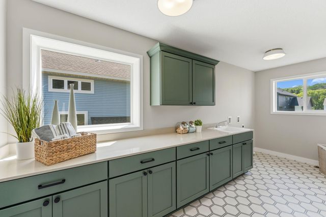 7660 Waverly Avenue, Shakopee, MN 55379