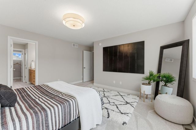 7660 Waverly Avenue, Shakopee, MN 55379