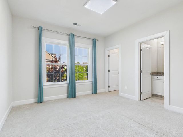 42106 BARRYMOORE PL, Chantilly, VA 20152